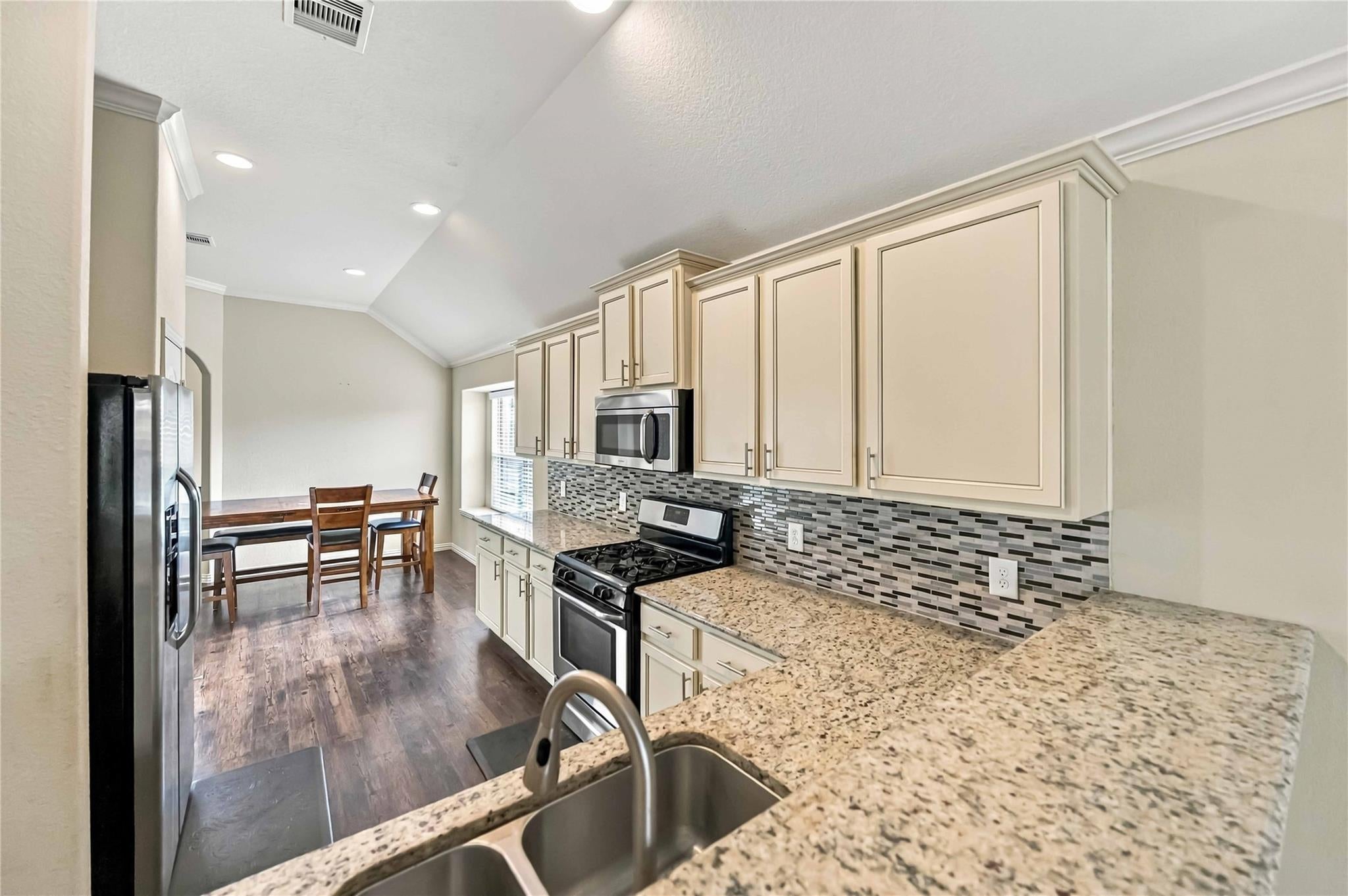 20755 Redbud Rain Drive