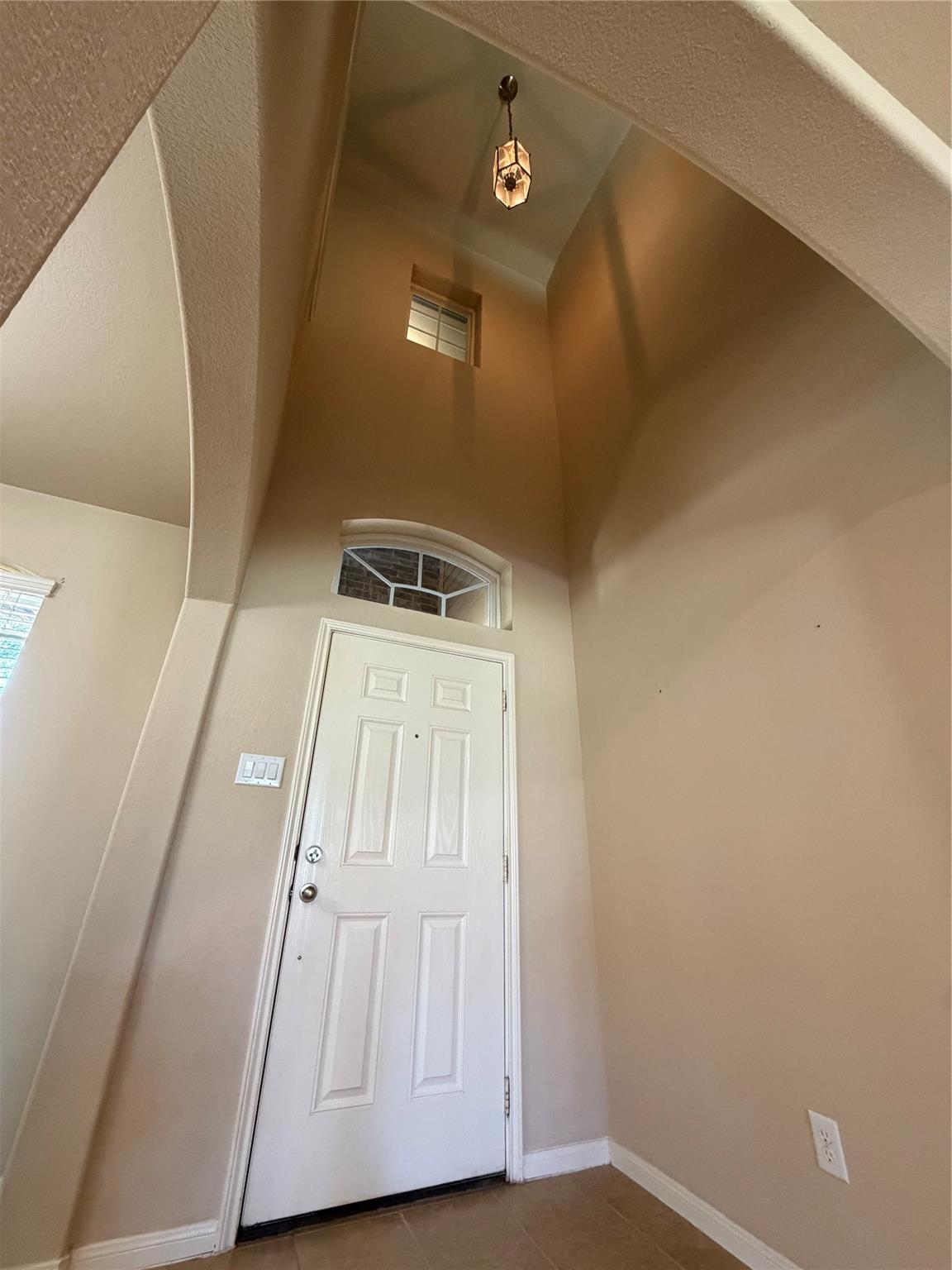 3209 Featherwood Lane