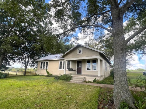 Photo of 1137 Stokes Road, New Ulm, TX 78950 (MLS # 23304310)