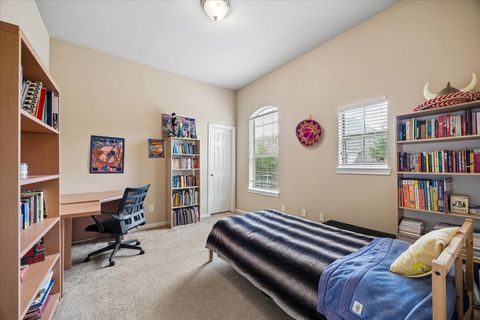 Tiny photo for 911 Vaulted Oak Street, Houston, TX 77008 (MLS # 53026149)