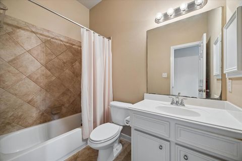 Tiny photo for 911 Vaulted Oak Street, Houston, TX 77008 (MLS # 53026149)