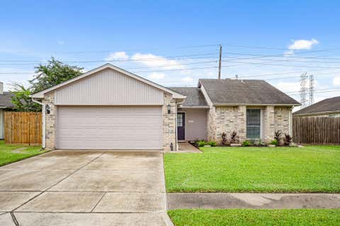 Photo of 2911 Garden Lane, Sugar Land, TX 77479 (MLS # 89517855)