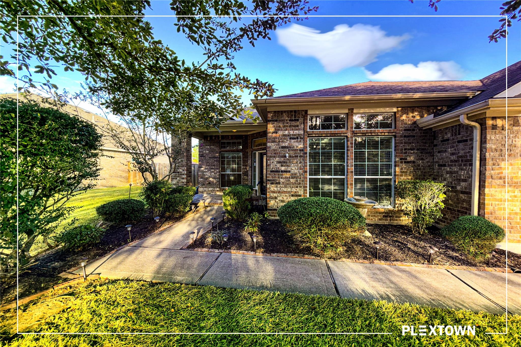 813 Irish Maple Street