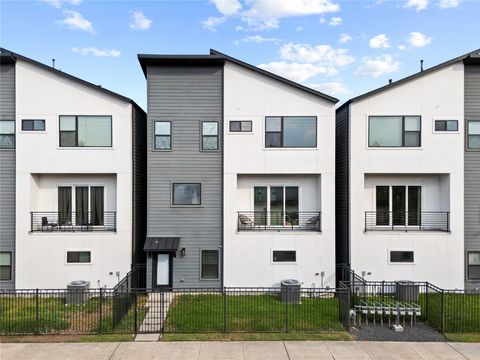 Photo of 2404 Hadley Street #C, Houston, TX 77003 (MLS # 41275127)