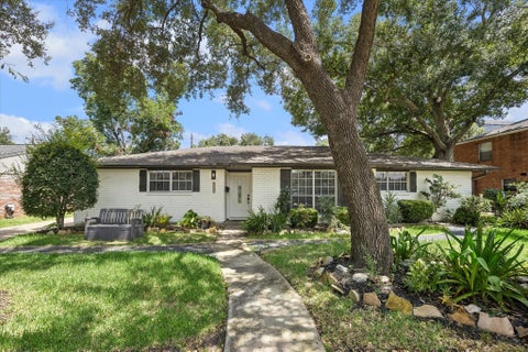 Photo of 10618 Wickersham Lane, Houston, TX 77042 (MLS # 74662698)
