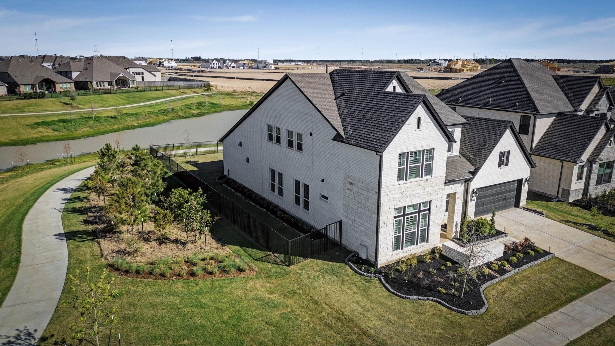 10714 Mimosa Yellow Drive