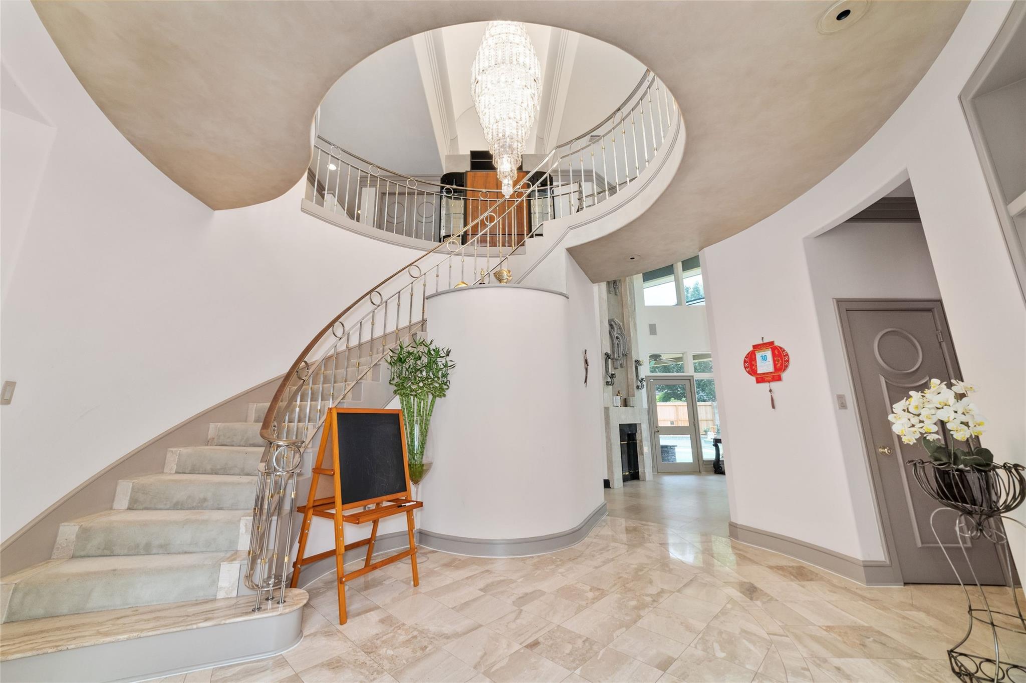 2814 Cedar Woods Place