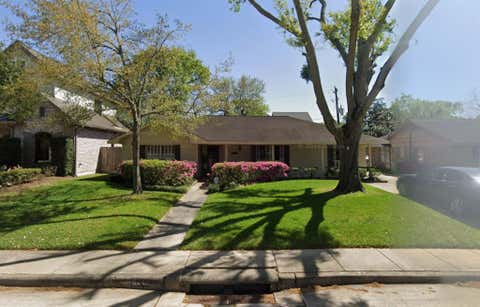 Photo of 6249 Piping Rock Lane, Houston, TX 77057 (MLS # 52197126)