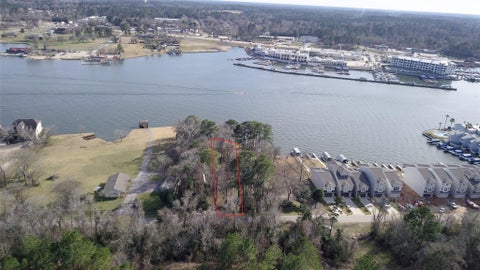 Vacant Land For Sale - 15085 Marina Drive<br/> Conroe, TX 77356
