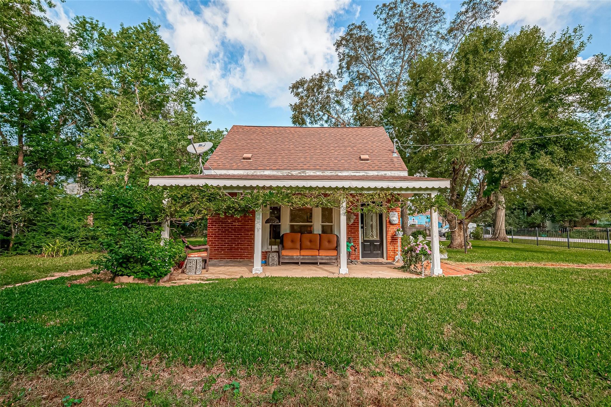 614 Clear Lake Road
