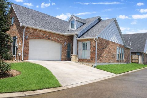 Photo of 3850 Central Pointe Drive, Beaumont, TX 77706 (MLS # 90200197)