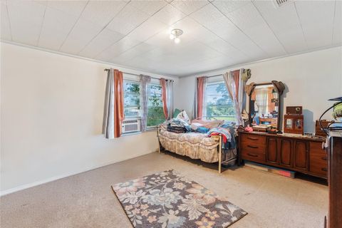 Tiny photo for 215 Ilfrey Street, Baytown, TX 77520 (MLS # 10385548)