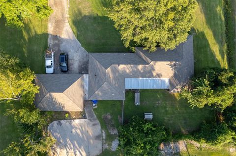 Tiny photo for 215 Ilfrey Street, Baytown, TX 77520 (MLS # 10385548)