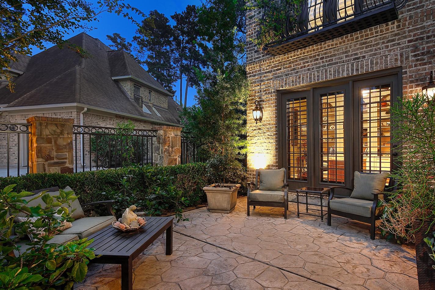 70 S Player Manor Circle