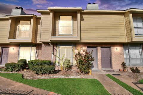 Photo of 9350 Country Creek Drive #6, Houston, TX 77036 (MLS # 75890142)