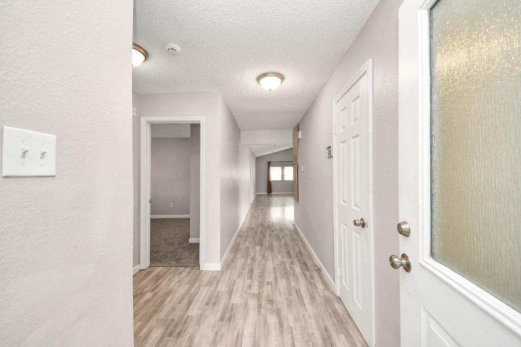 Photo of 8622 Valley Meadow Drive, Houston, TX 77078 (MLS # 20918907)