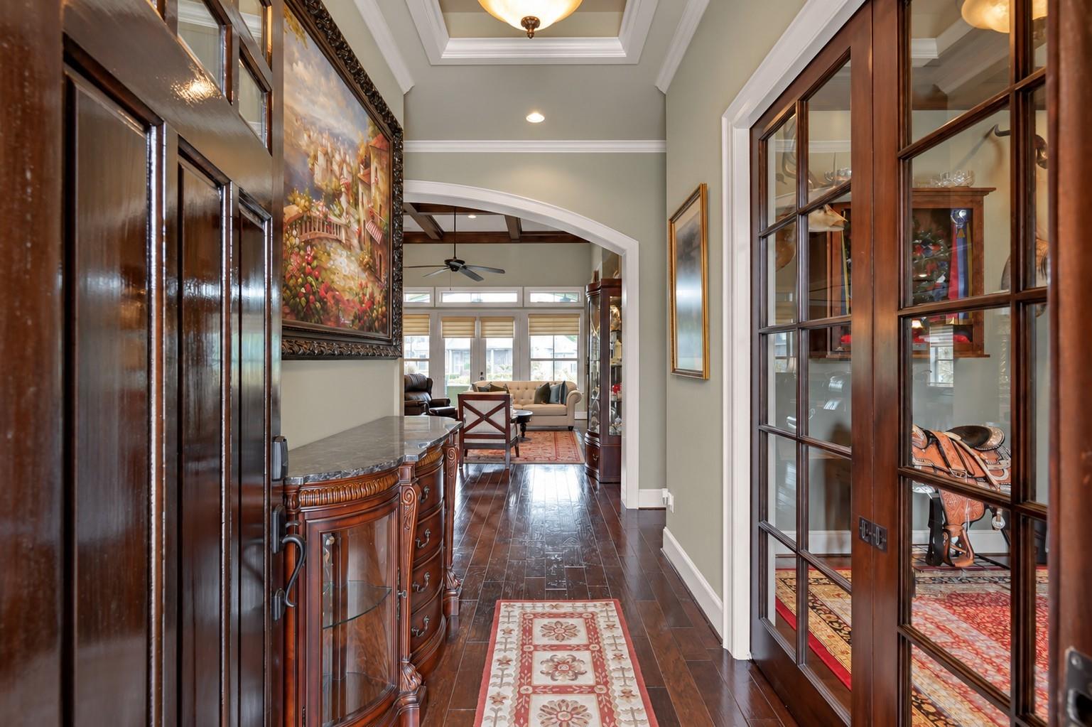 12324 White Oak Point