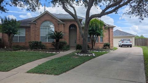 Photo of 1822 American Elm Court, Sugar Land, TX 77479 (MLS # 94330447)