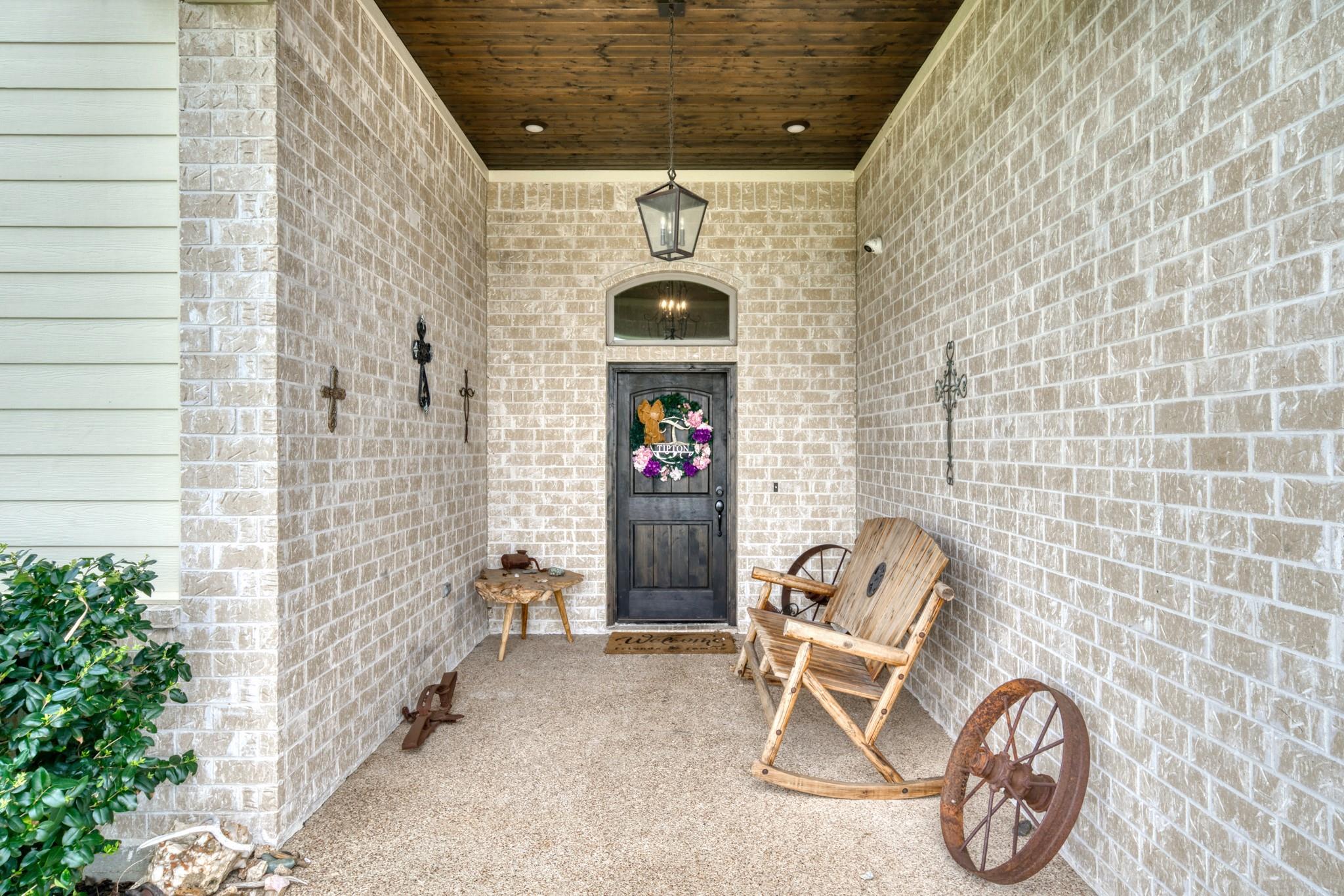 7386 Garrison Creek Drive