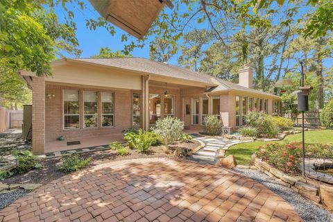 Photo of 110 Wick Willow Drive, Montgomery, TX 77356 (MLS # 20240659)