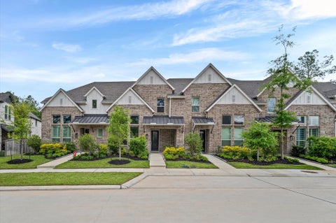 Townhouse For Sale - 523 Cypress Valley Avenue<br/> Montgomery, TX 77316