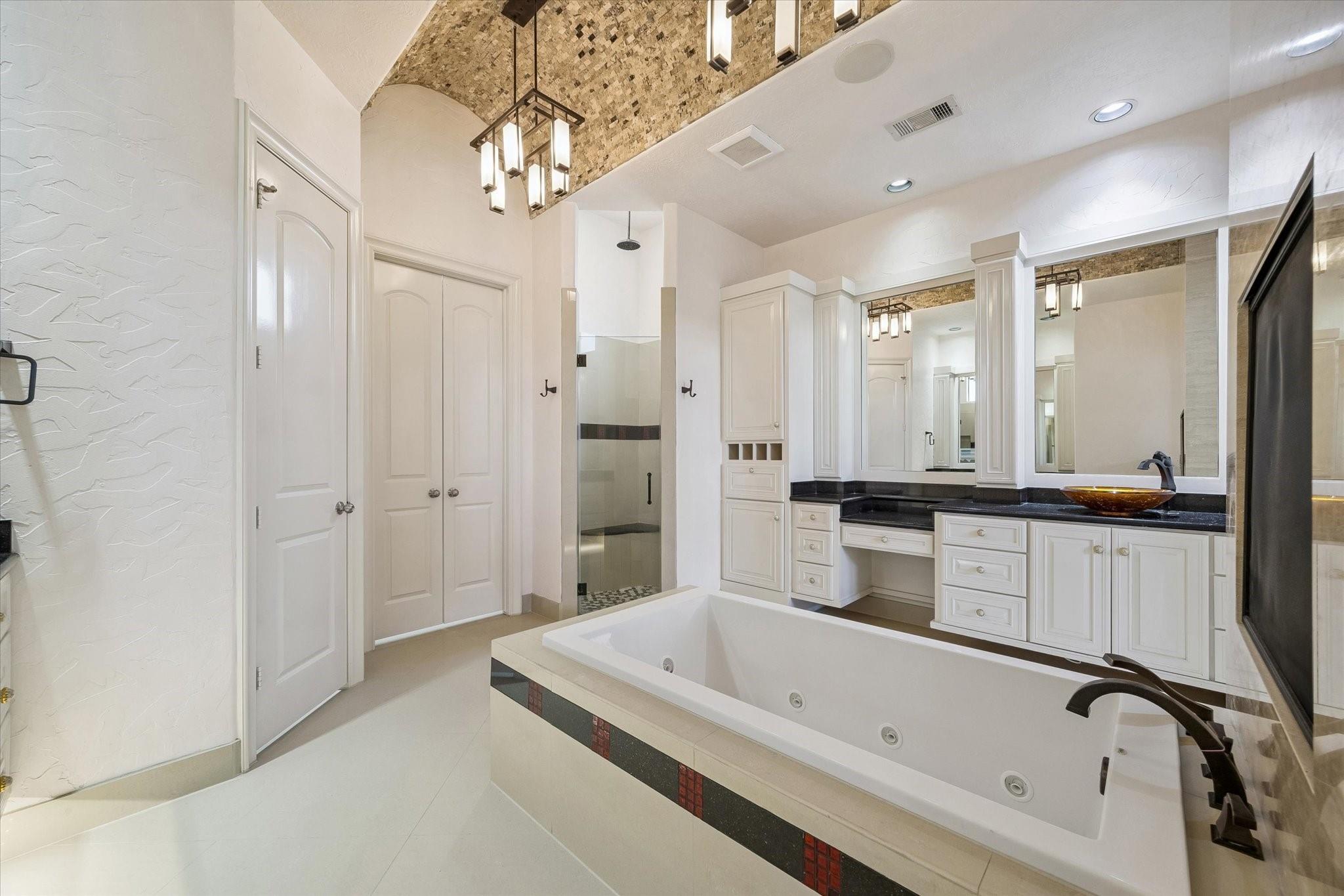 Richmond, Texas, 77469, United States, 5 Bedrooms Bedrooms, ,6 BathroomsBathrooms,Residential,Active,2041465