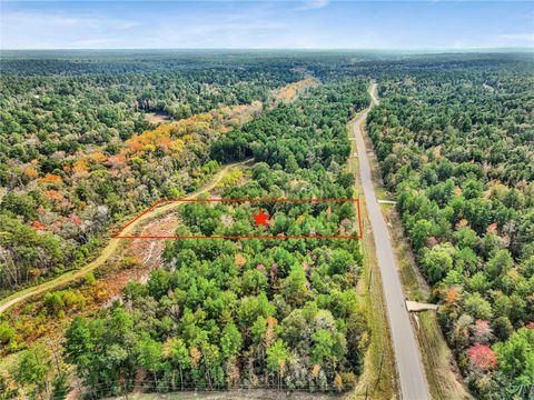 1 Sky Oak Lane Huntsville TX 77340