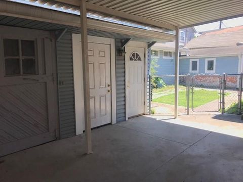 Photo of 4625 Bell Street #1/2, Houston, TX 77023 (MLS # 94130674)