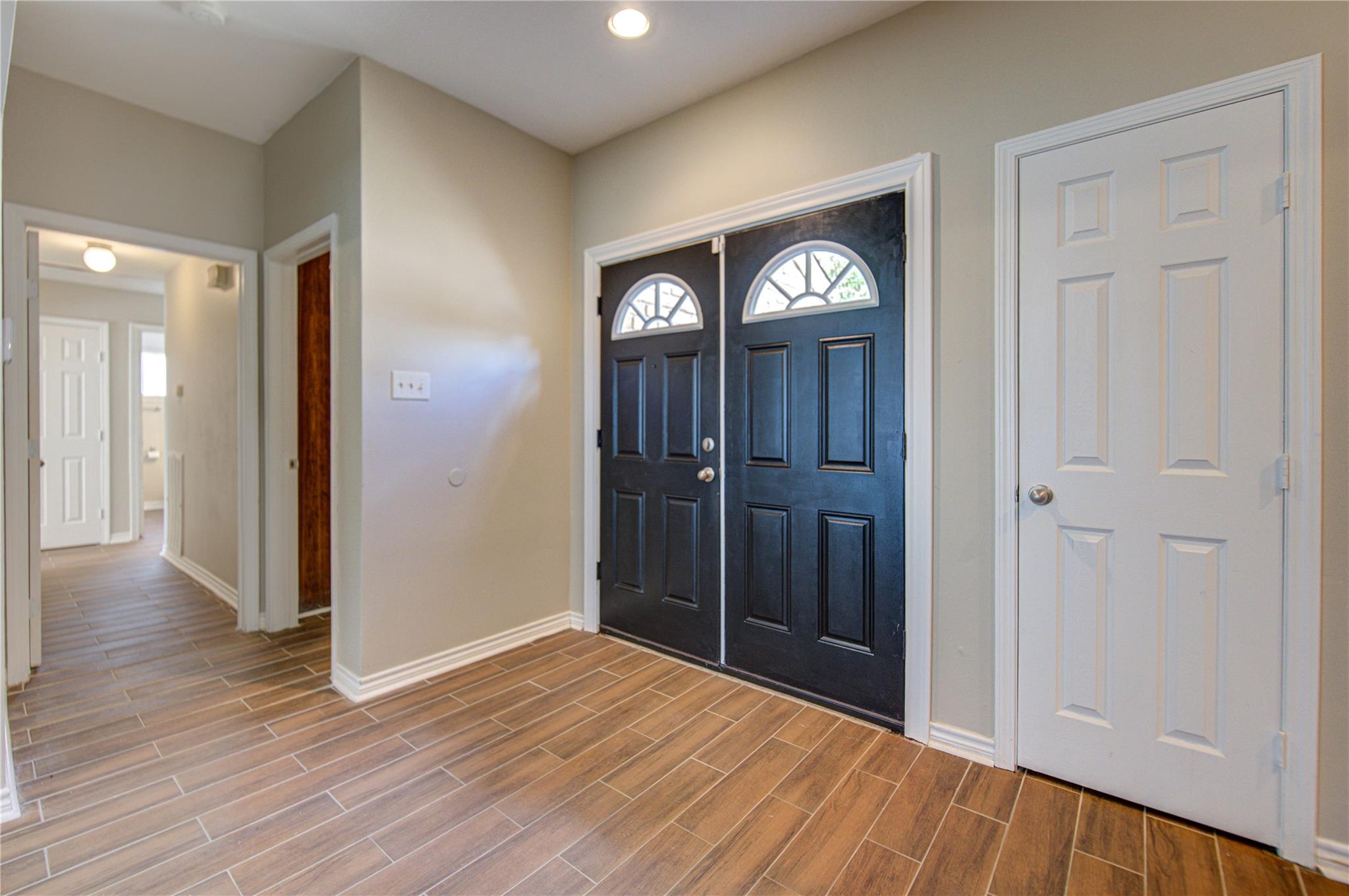 1063 Apache Falls Drive