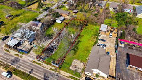 Vacant Land For Sale - 6124 W Montgomery Road<br/> Houston, TX 77091