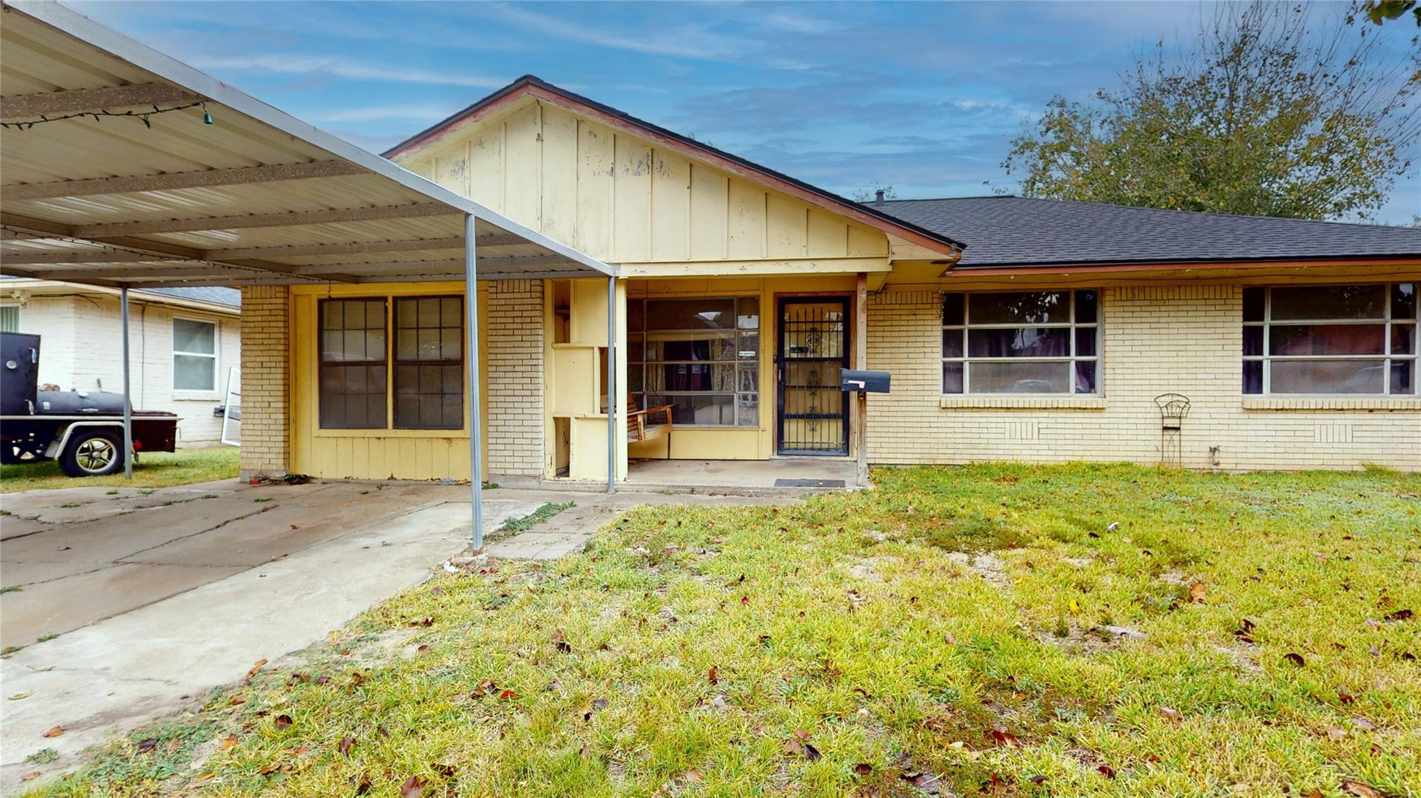 3017 Cedarcrest Drive