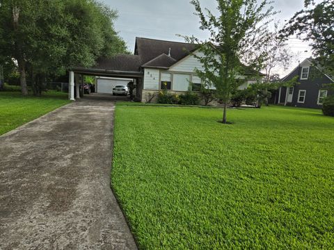 Photo of 524 W 34th Street, Houston, TX 77018 (MLS # 4522137)