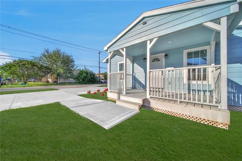 Photo of 2221 Grover Avenue, Galveston, TX 77551 (MLS # 25299106)