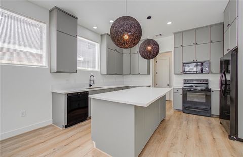 Tiny photo for 4603 Edison Street #A, Houston, TX 77009 (MLS # 26582323)