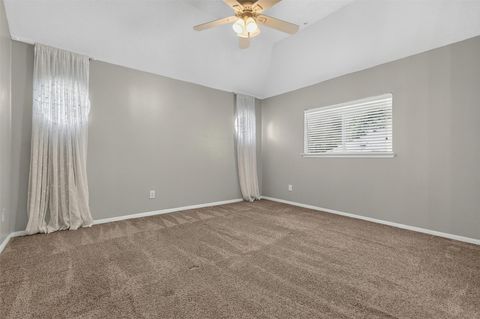 Tiny photo for 108 Oak Creek Lane, League City, TX 77573 (MLS # 21146388)