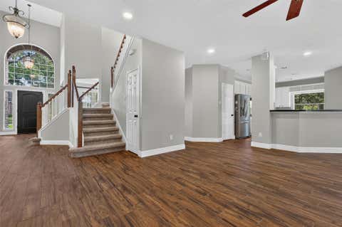 Tiny photo for 108 Oak Creek Lane, League City, TX 77573 (MLS # 21146388)