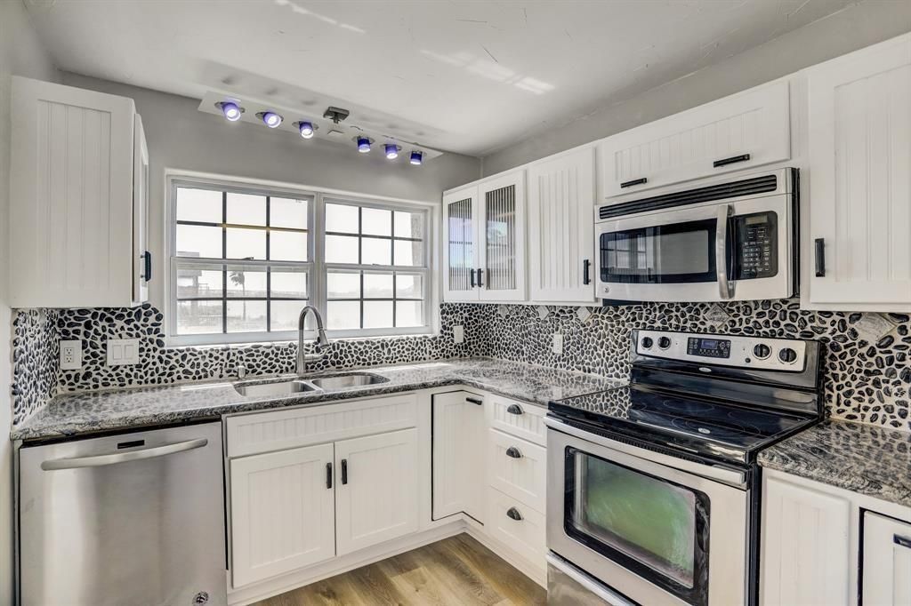 Photo of 709 Gale Street #14, Seabrook, TX 77586 (MLS # 35534565)