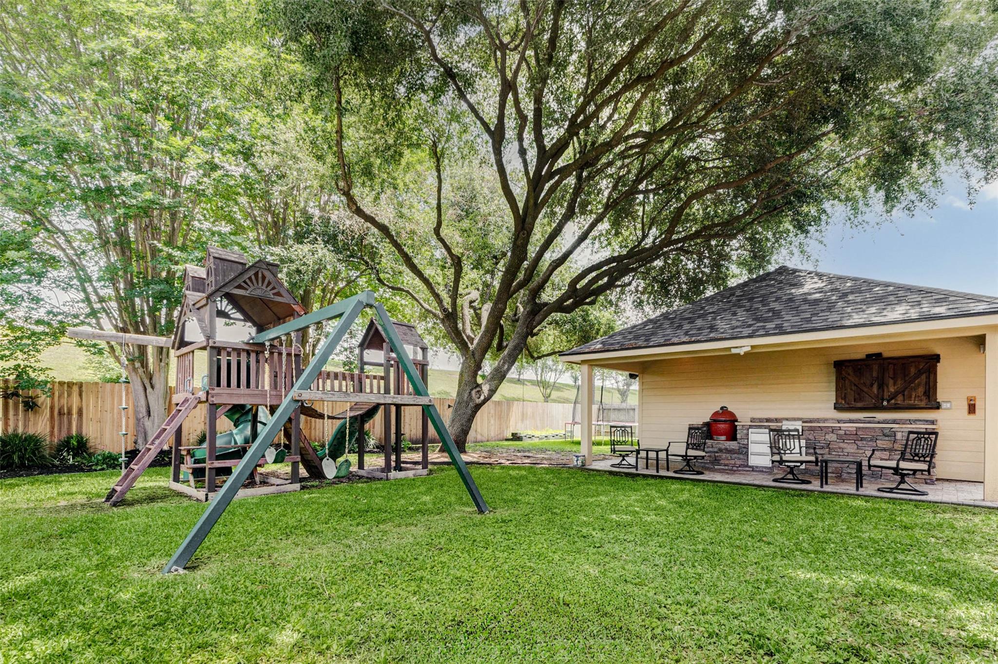 1707 Breezy Bend Drive