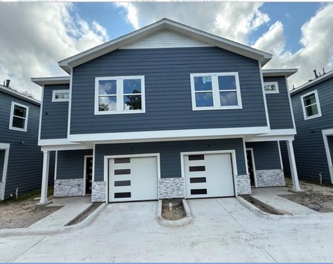 Photo of 3537 Alderfer Street #A or B, Houston, TX 77047 (MLS # 56682504)