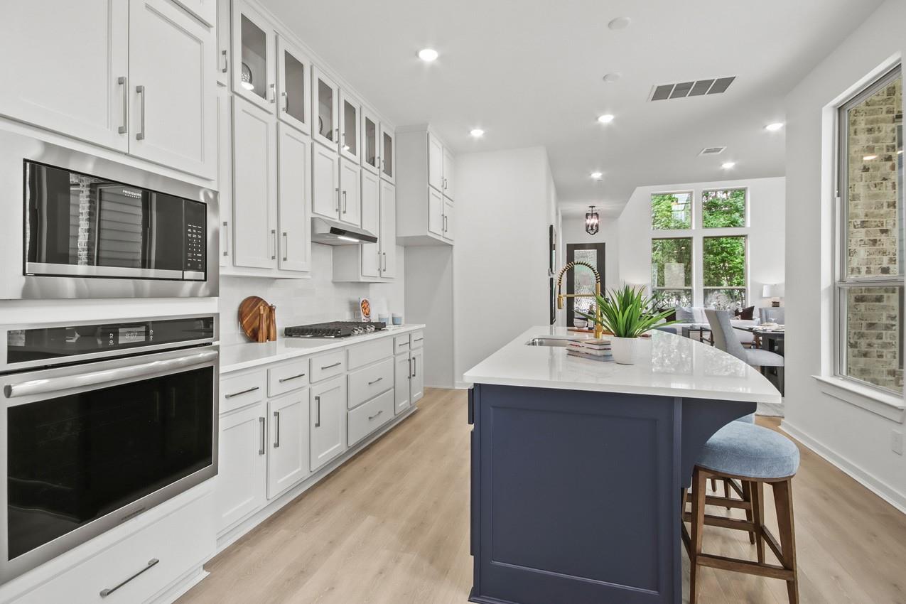 413 Meadows Peak Lane
