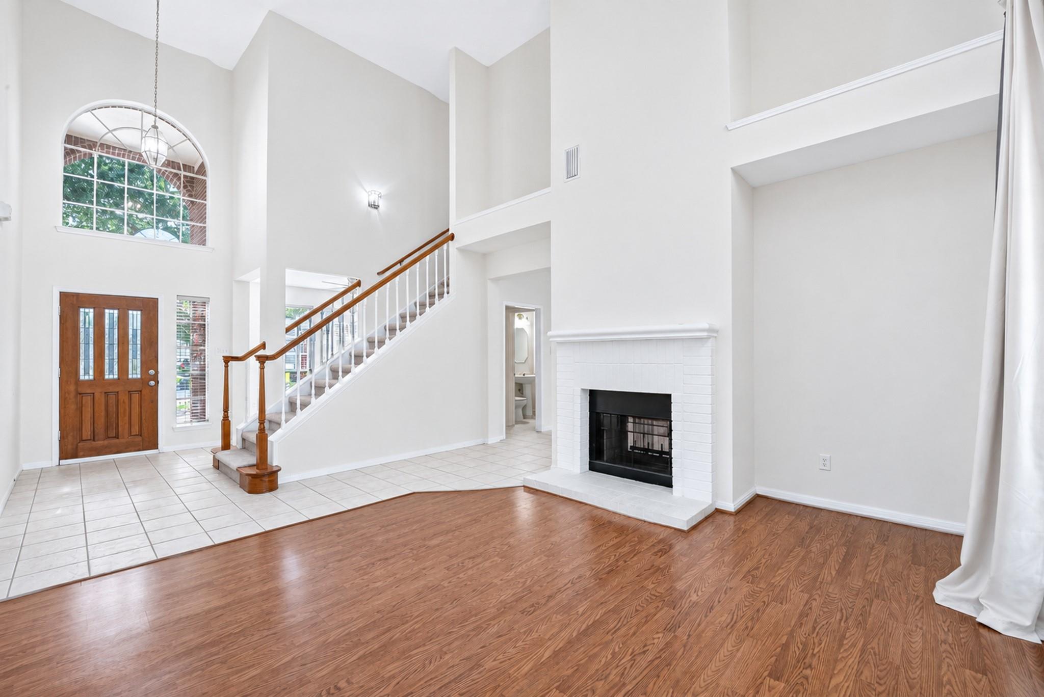 2411 Charter Oaks Court