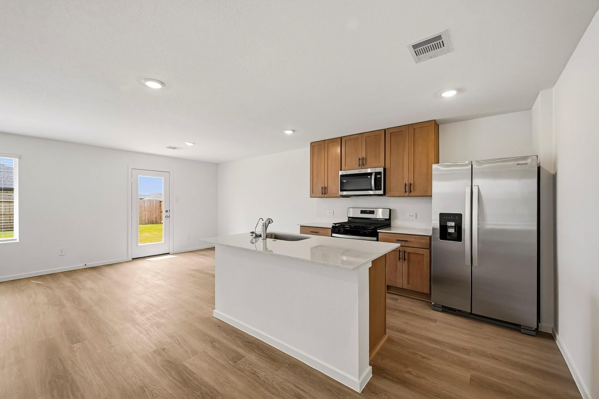 22027 Vernazza Bend