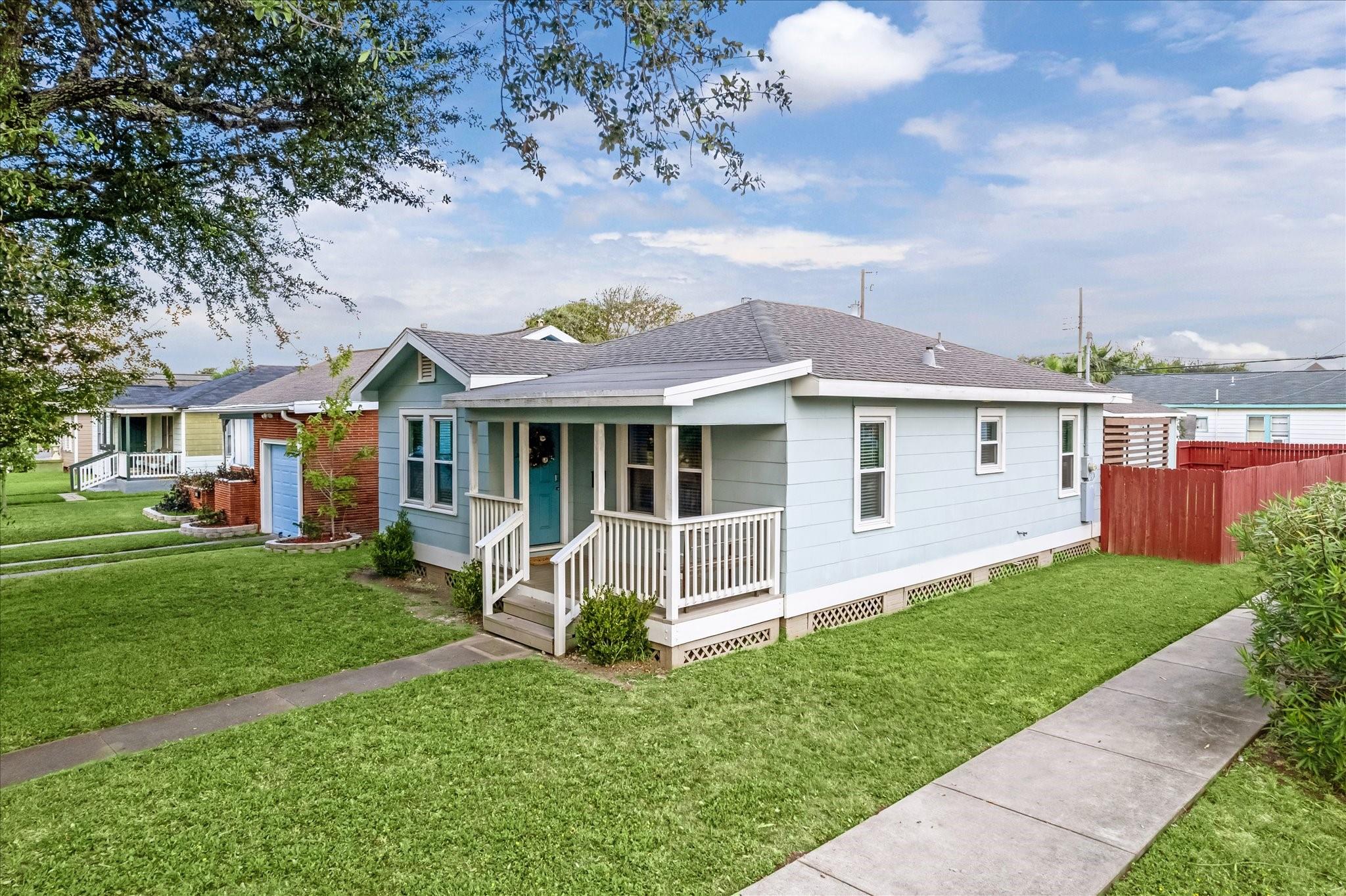 4102 Avenue M 1/2
