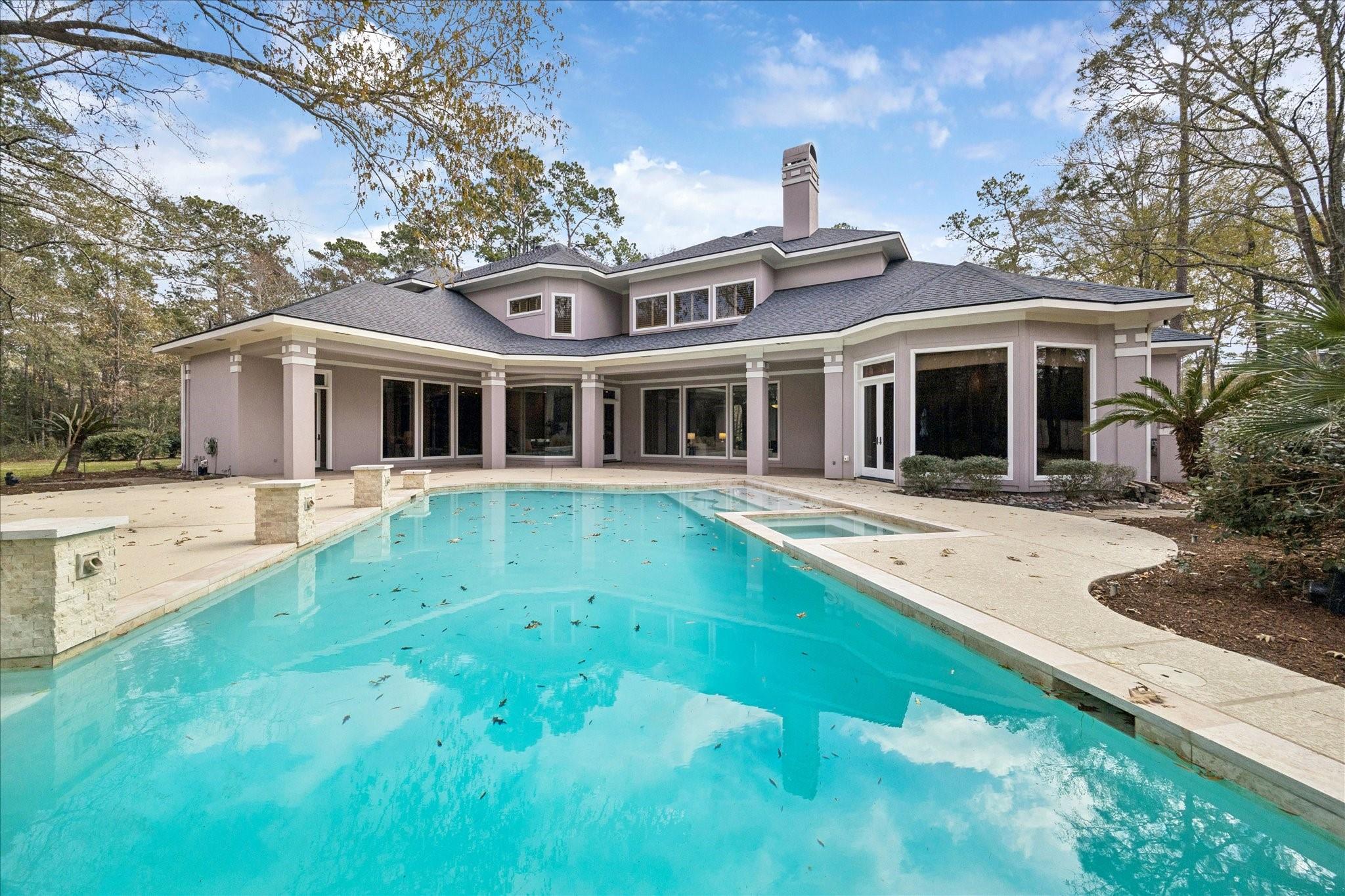 31 Enchanted Woods Drive