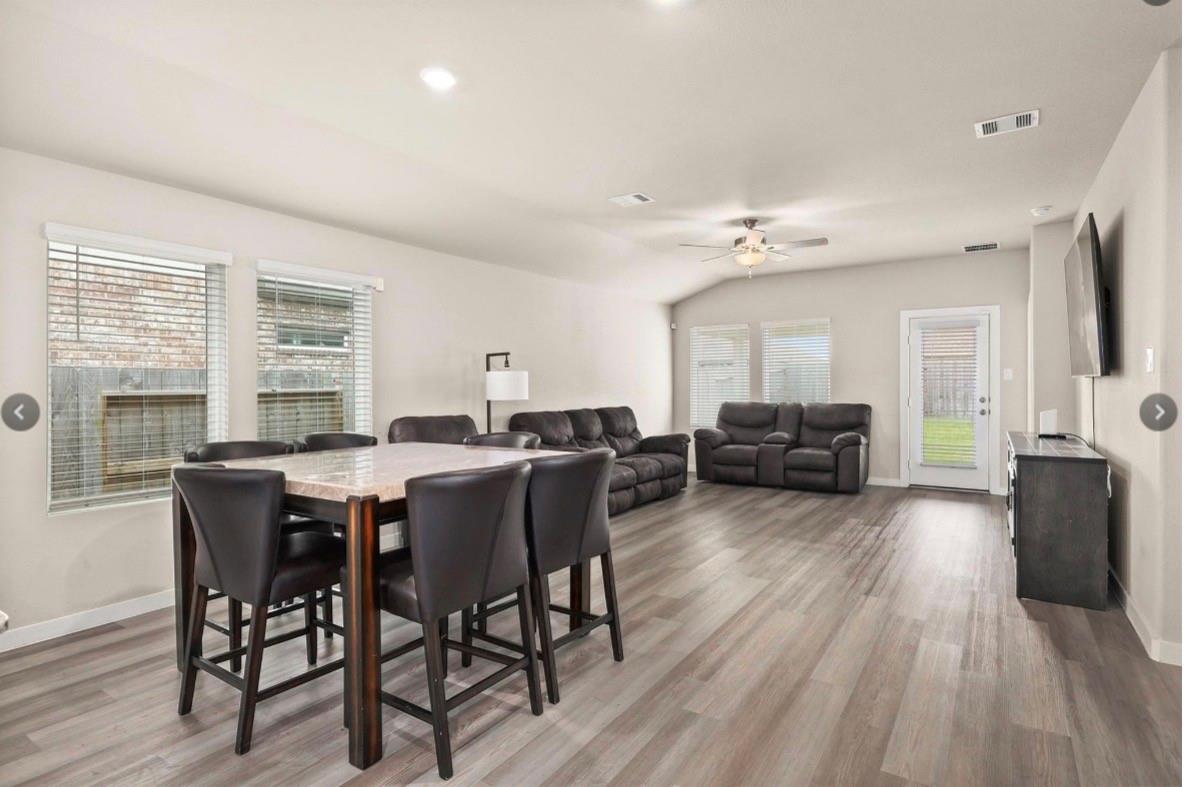 10218 Hermann Trace