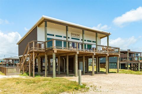 Photo of 706 Beach Drive, Surfside Beach, TX 77541 (MLS # 80090732)