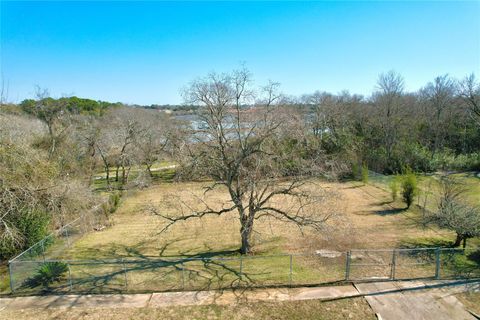 206 Avenue L Baytown TX 77520