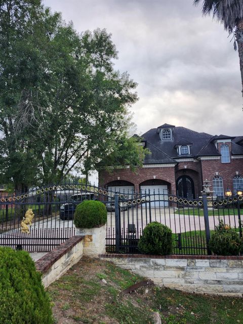 Photo of Arcola, TX 77583 (MLS # 86089260)