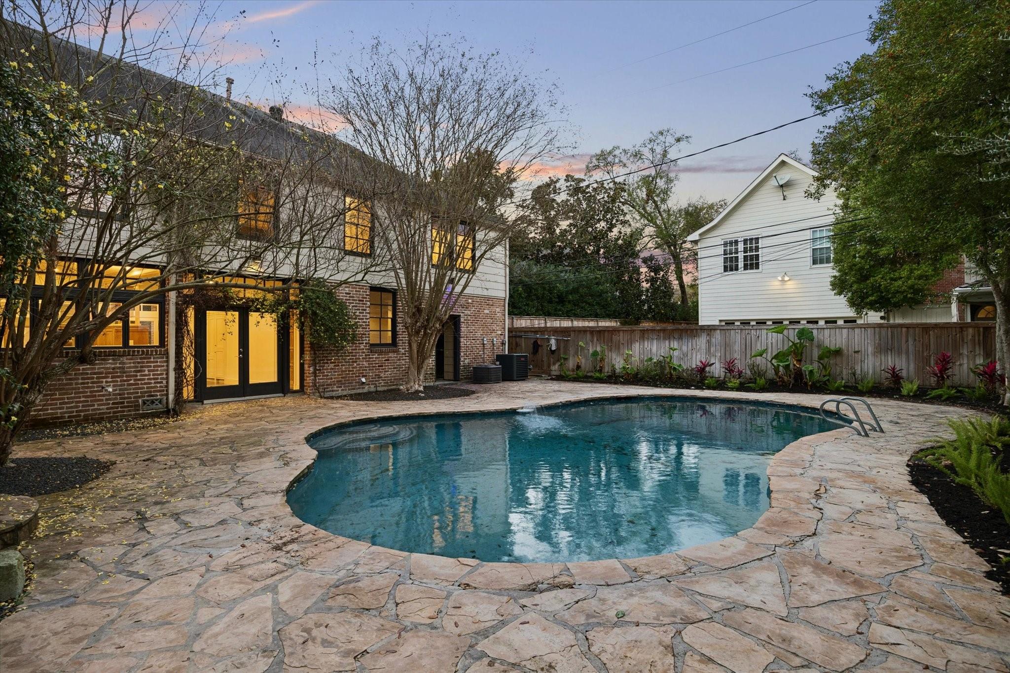 3020 San Felipe Street