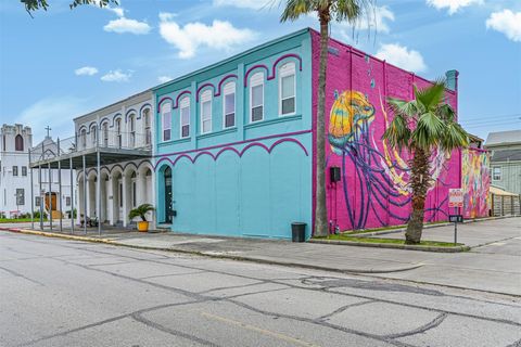 Photo of 1805 Market Street, Galveston, TX 77550 (MLS # 73895587)